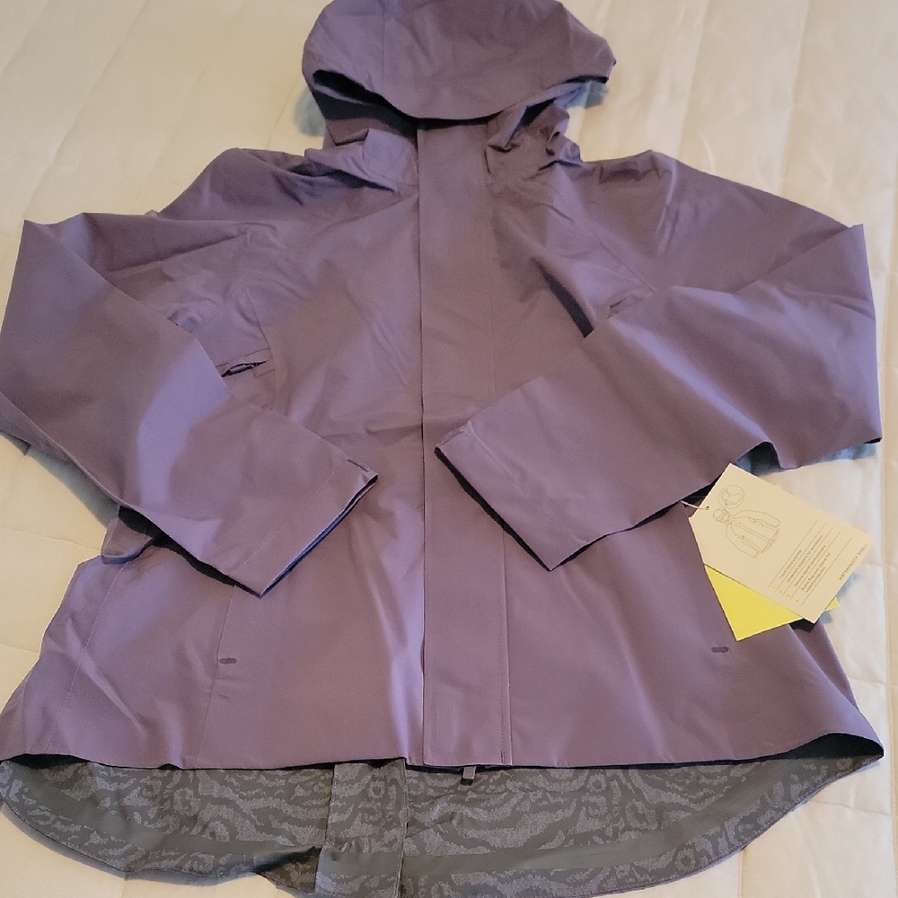 NWT All in Motion Waterproof Shell Jacket